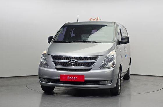 Hyundai Starex 5-Seater VAN CVX Luxury — пробег 239 064 км — фото 3 из 5