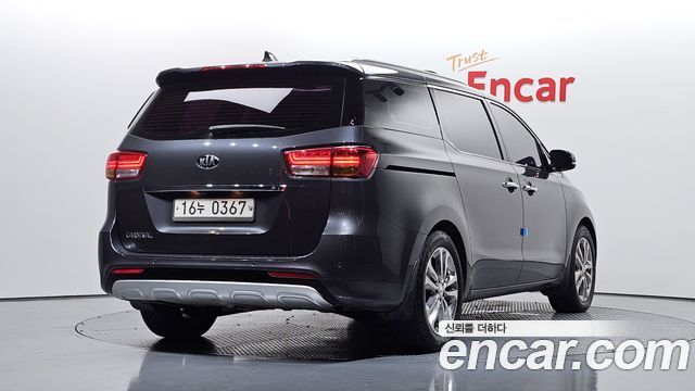 Kia Carnival из Кореи Encar
