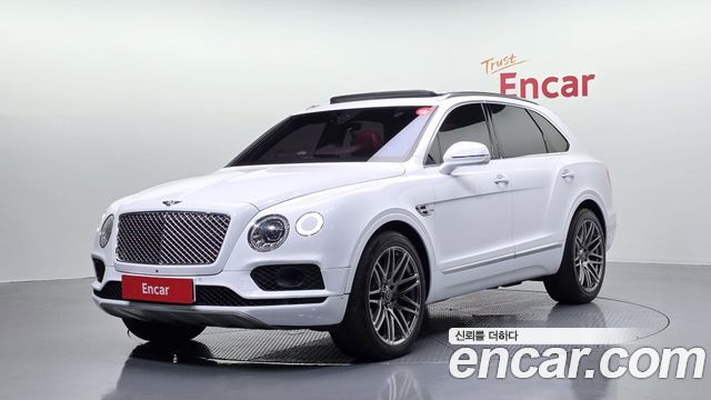 Bentley Bentayga 6.0 W12 — пробег 160 465 км — фото 1 из 5