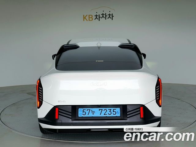 Kia EV4 Long Range 2WD Air — пробег 35 316 км — фото 5 из 5