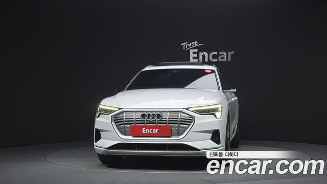 Audi e-tron из Кореи Encar
