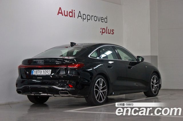 Audi A5 40 TFSI Quattro S Line — пробег 1 350 км — фото 2 из 5