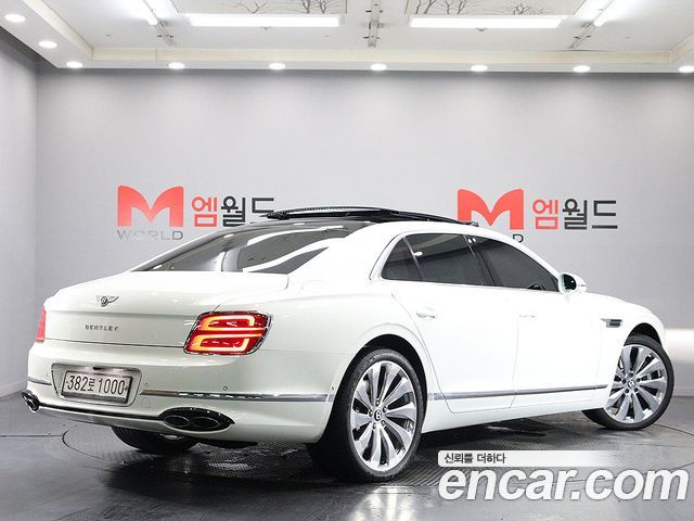 Bentley Flying Spur из Кореи Encar
