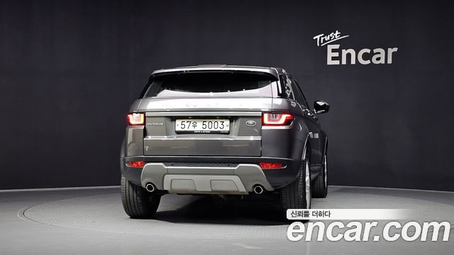Land Rover Range Rover Evoque 2.0 TD4 SE — пробег 71 817 км — фото 4 из 5