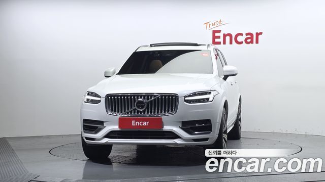 Volvo XC90 T8 Ultimate Bright Hybrid — пробег 56 098 км — фото 3 из 5