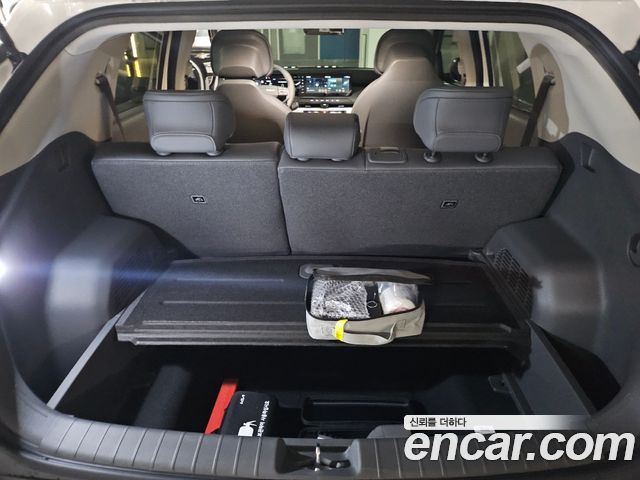 Kia EV3 Long Range 2WD AIr — пробег 1 200 км — фото 3 из 5