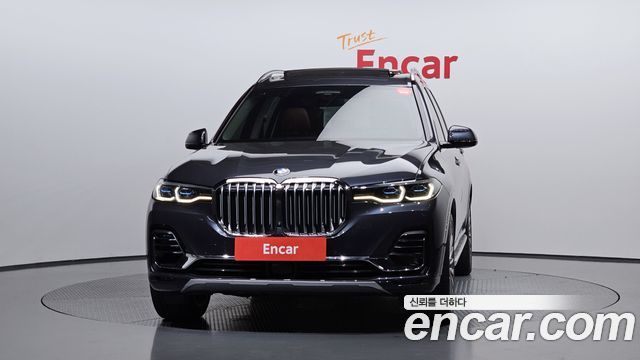 BMW X7 xDrive 30d Design Pure Excellent 6-Seater — пробег 153 805 км — фото 3 из 5
