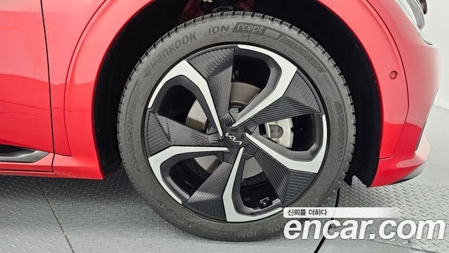 Kia EV6 Long Range Earth — пробег 61 206 км — фото 5 из 5
