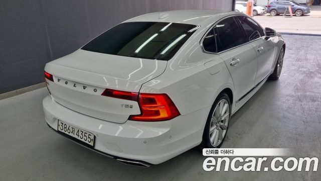 Volvo S90 из Кореи Encar