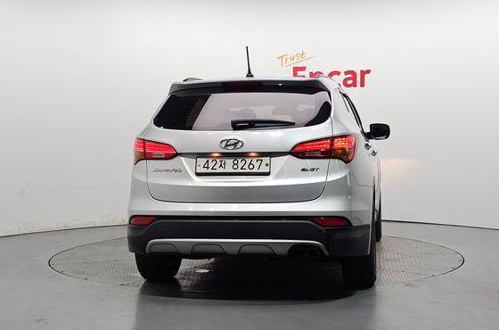 Hyundai Santafe Diesel(e-VGT) 2.0 2WD Premium — пробег 181 048 км — фото 4 из 5