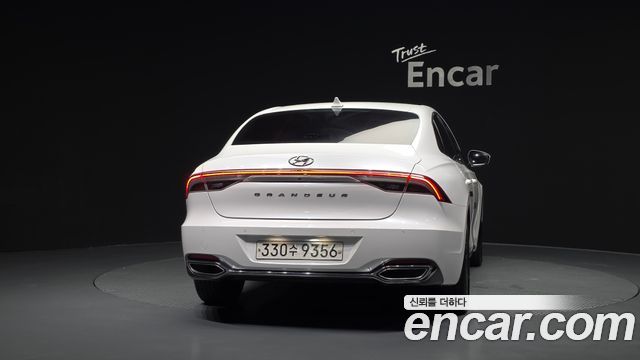 Hyundai Grandeur из Кореи Encar