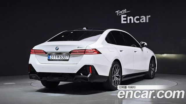 BMW 5-Series из Кореи Encar