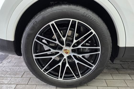 Porsche Cayenne 3.0 — пробег 31 174 км — фото 5 из 5