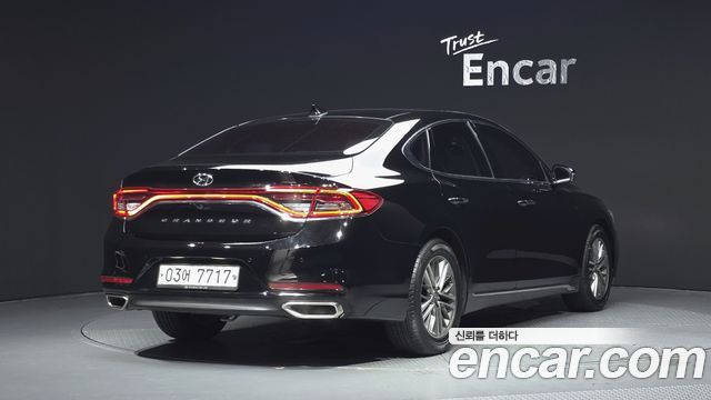 Hyundai Grandeur из Кореи Encar