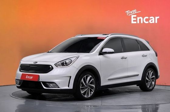 Kia Niro Noblesse — пробег 118 545 км — фото 1 из 5
