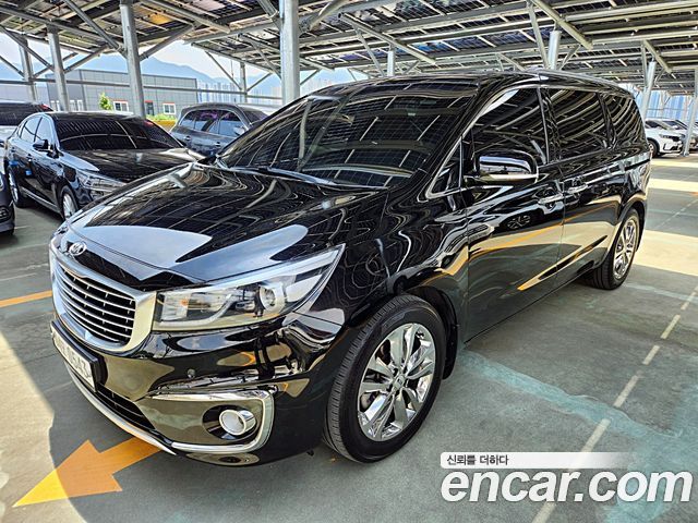 Kia Carnival из Кореи Encar