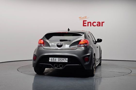 Hyundai Veloster 1.6 Turbo D Spec — пробег 129 390 км — фото 4 из 5