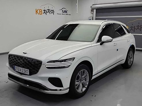 Genesis GV70 2.5T Gasoline 2WD — пробег 8 258 км — фото 2 из 5
