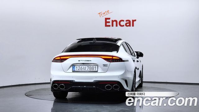 Kia Stinger из Кореи Encar