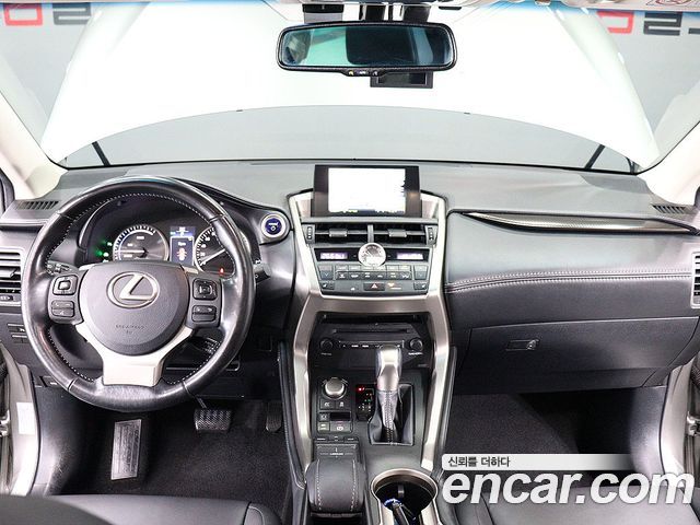 Lexus NX из Кореи Encar