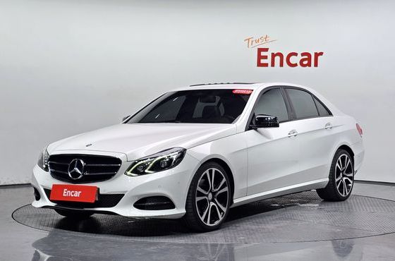 Mercedes-Benz E-Class E220 Bluetec Avantgarde Sport — пробег 128 645 км — фото 1 из 5