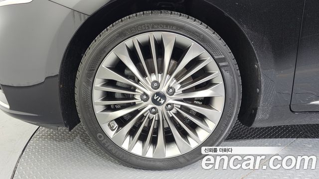 Kia K7 из Кореи Encar