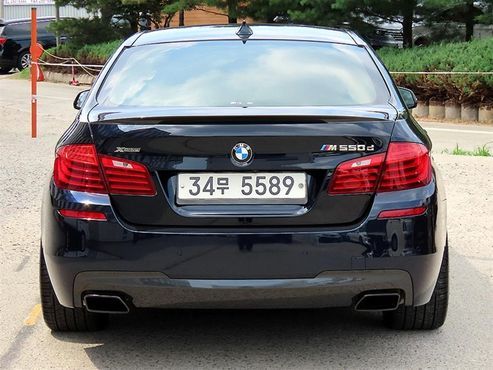 BMW 5-Series M550d xDrive — пробег 154 785 км — фото 4 из 5