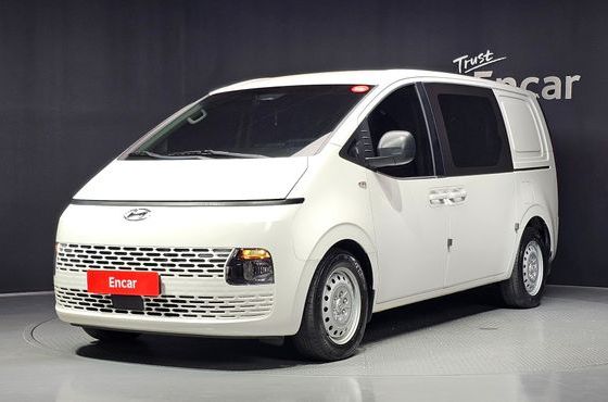 Hyundai Staria Cargo 5-Seater Smart — пробег 95 268 км — фото 1 из 5