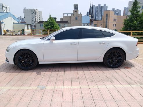 Audi A7 55 TDI Quattro Premium 4G — пробег 184 000 км — фото 3 из 5
