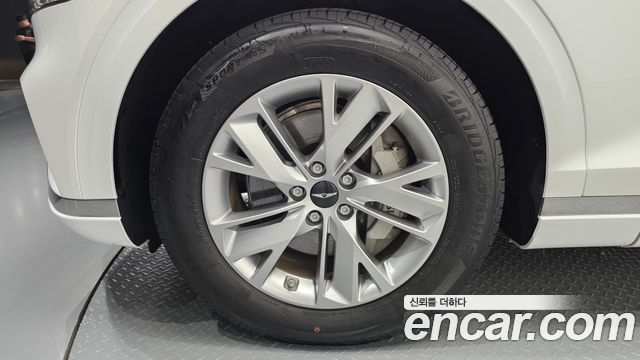 Genesis GV70 из Кореи Encar