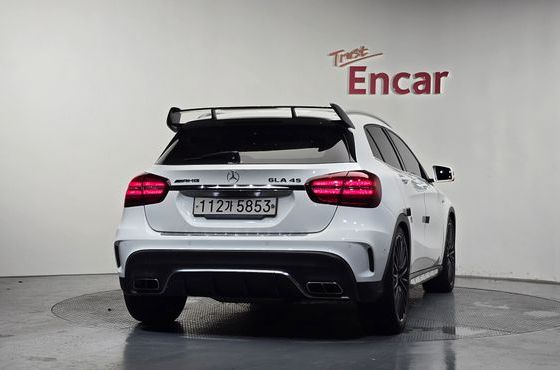 Mercedes-Benz GLA-Class GLA45 AMG 4MATIC — пробег 57 581 км — фото 4 из 5