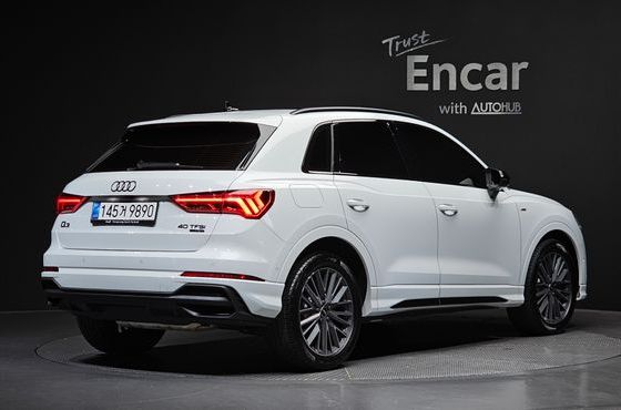 Audi Q3 40 TFSI Quattro Premium — пробег 12 141 км — фото 2 из 5