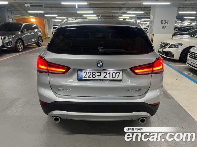 BMW X1 xDrive 18d Advantage — пробег 97 000 км — фото 5 из 5