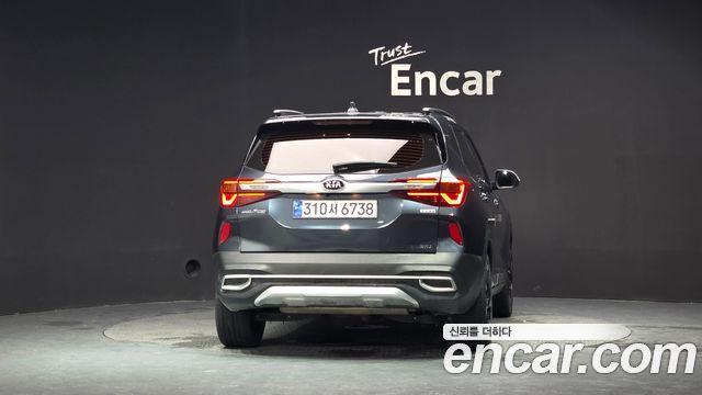 Kia Seltos из Кореи Encar