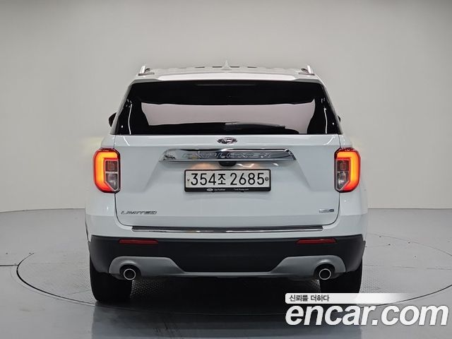 Ford Explorer 2.3 LimIted 4WD — пробег 142 581 км — фото 3 из 5