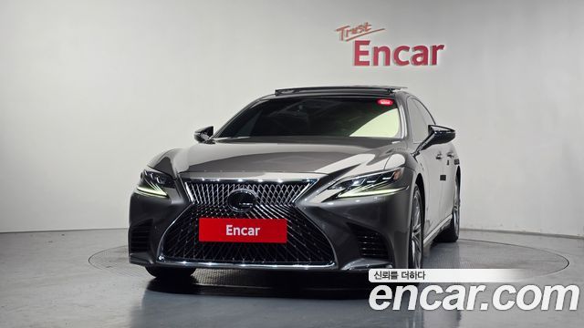 Lexus LS 3.5 Luxury AWD — пробег 57 276 км — фото 3 из 5