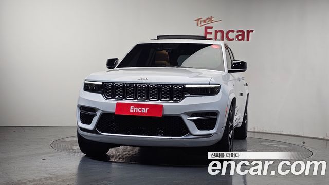 Jeep Cherokee 4xe Summit Reserve — пробег 43 455 км — фото 3 из 5