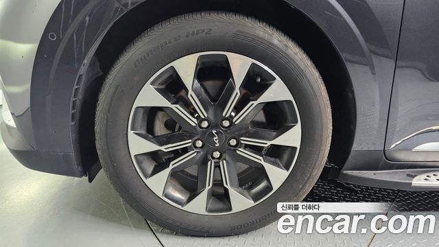 Kia Carnival 9-Seater Signature — пробег 99 206 км — фото 5 из 5