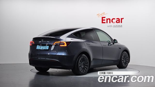 Tesla Model Y Long Range AWD — пробег 146 696 км — фото 2 из 5