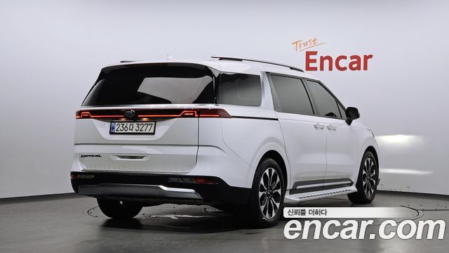 Kia Carnival из Кореи Encar