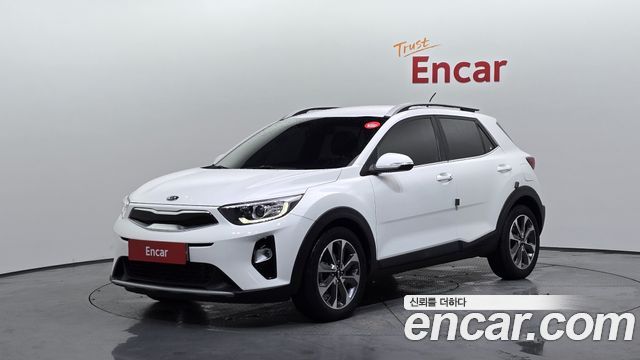 Kia Stonic из Кореи Encar