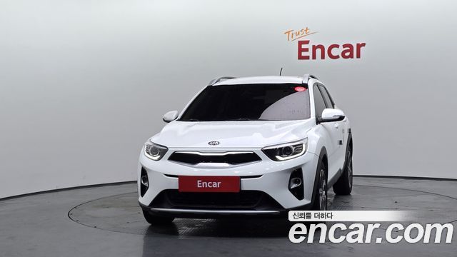 Kia Stonic из Кореи Encar