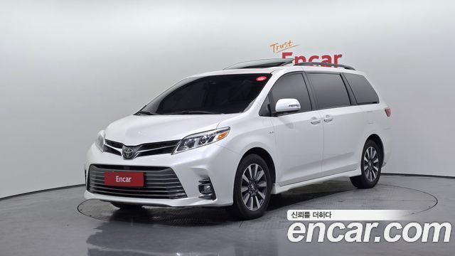 Toyota Sienna 3.5 AWD — пробег 81 313 км — фото 1 из 5