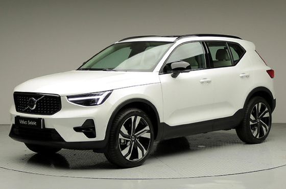 Volvo XC40 B4 Ultra Dark — пробег 5 096 км — фото 1 из 5