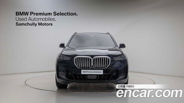 BMW X5 xDrive 40i M Sport — пробег 8 700 км — фото 2 из 5