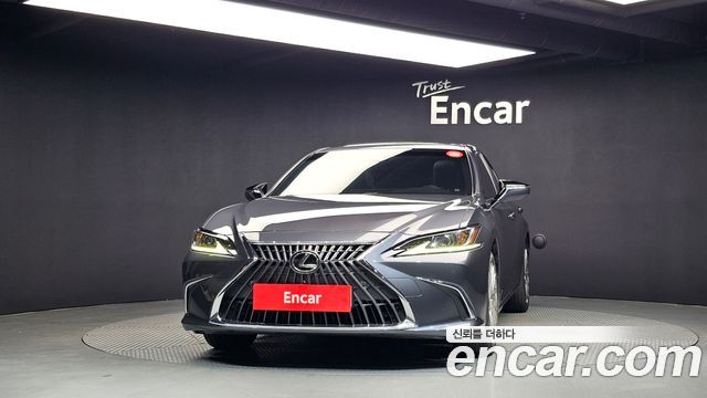 Lexus ES Luxury Plus — пробег 127 620 км — фото 3 из 5
