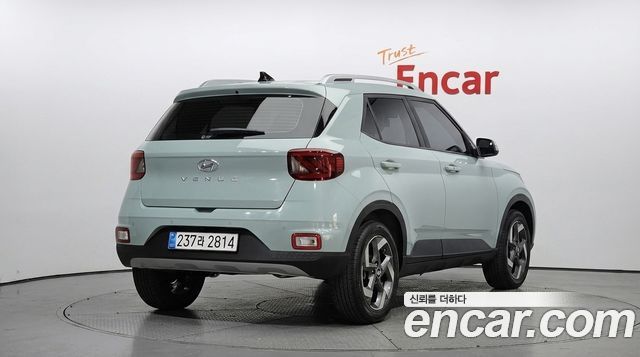 Hyundai Venue из Кореи Encar