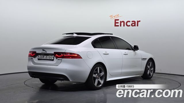 Jaguar XE из Кореи Encar
