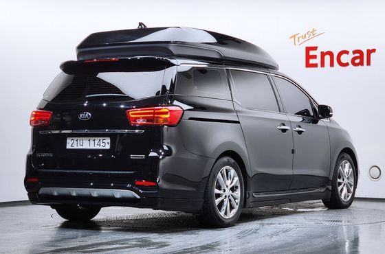 Kia Carnival 9-Seater Hi-Limousine Prestige — пробег 226 882 км — фото 2 из 5