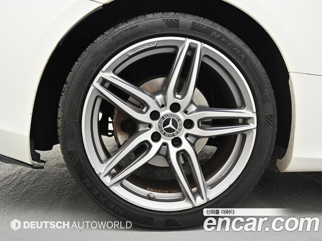 Mercedes-Benz E-Class из Кореи Encar